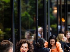 Ever After, restaurant cu bar