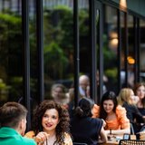 Ever After, restaurant cu bar